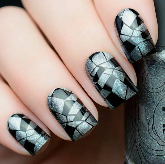 How Do You Transfer Designs onto Nails?