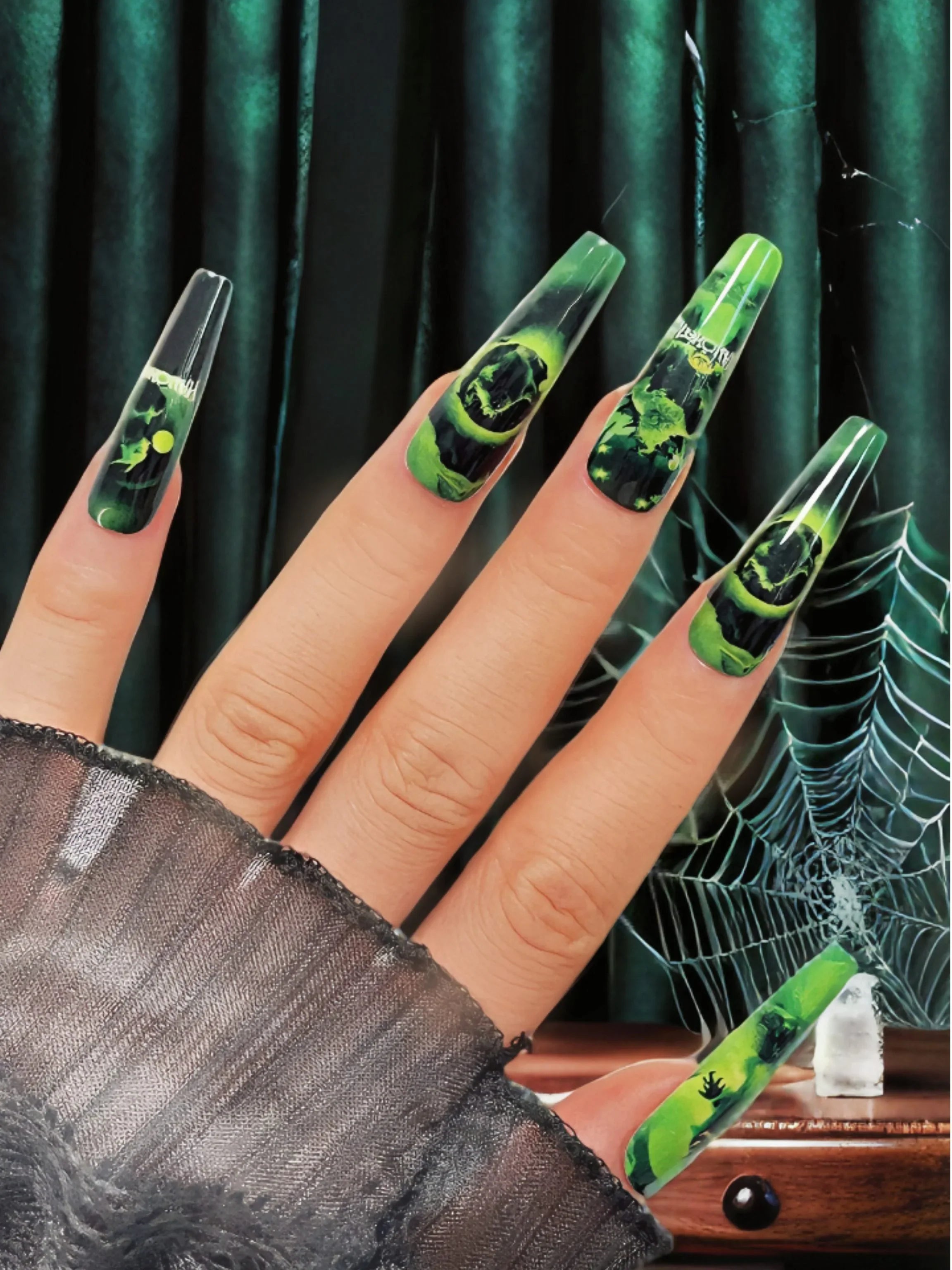Nail Trends for 2025 Parties—Are You Keeping Up? - NAILELF
