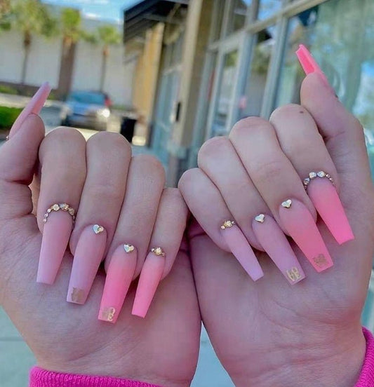 Which Nail Designs Look Elegant? A Complete Guide to Elegant Nail Styles - NAILELF